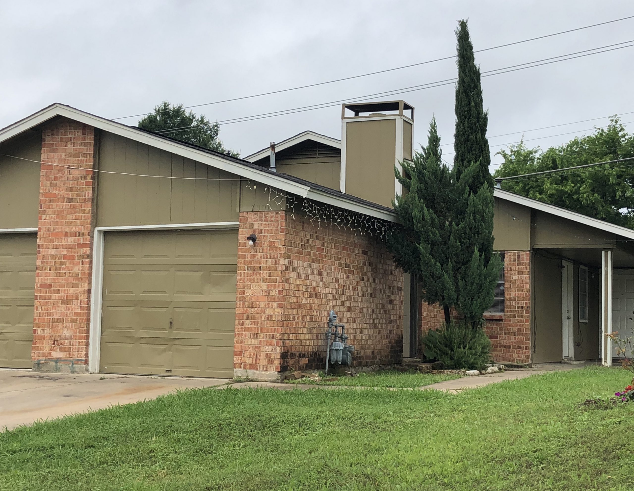 Duplex House at North East Austin FCProperties